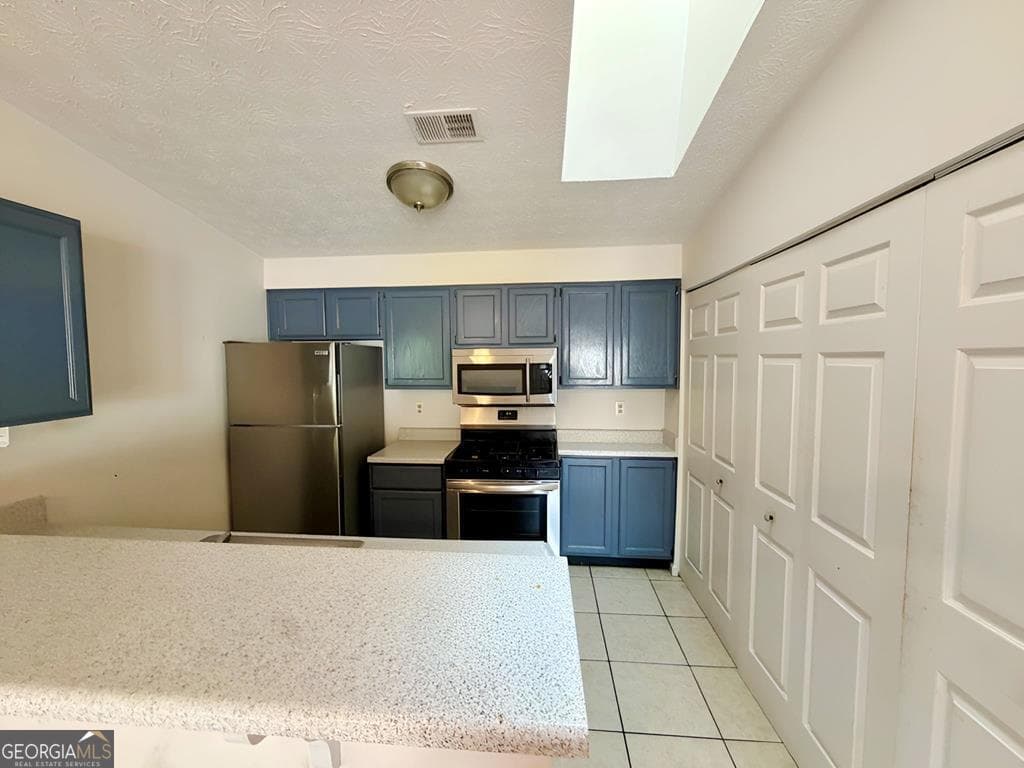 2 bedroom, 2 bathroom, 1,248 sq ft condominium for sale at 4265 Parkview Court, Stone Mountain, GA 30083 — photo 9