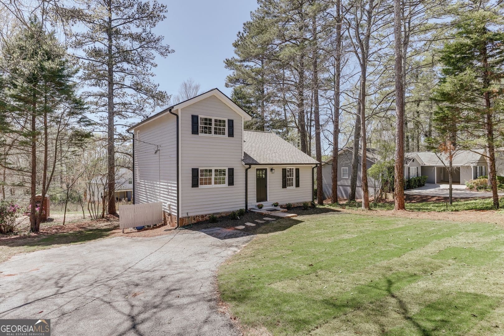 3 bedroom, 2 bathroom, 1,912 sq ft single family residence for rent at 315 Davis Street, Athens, GA 30606 for $2,600 a month — photo 2