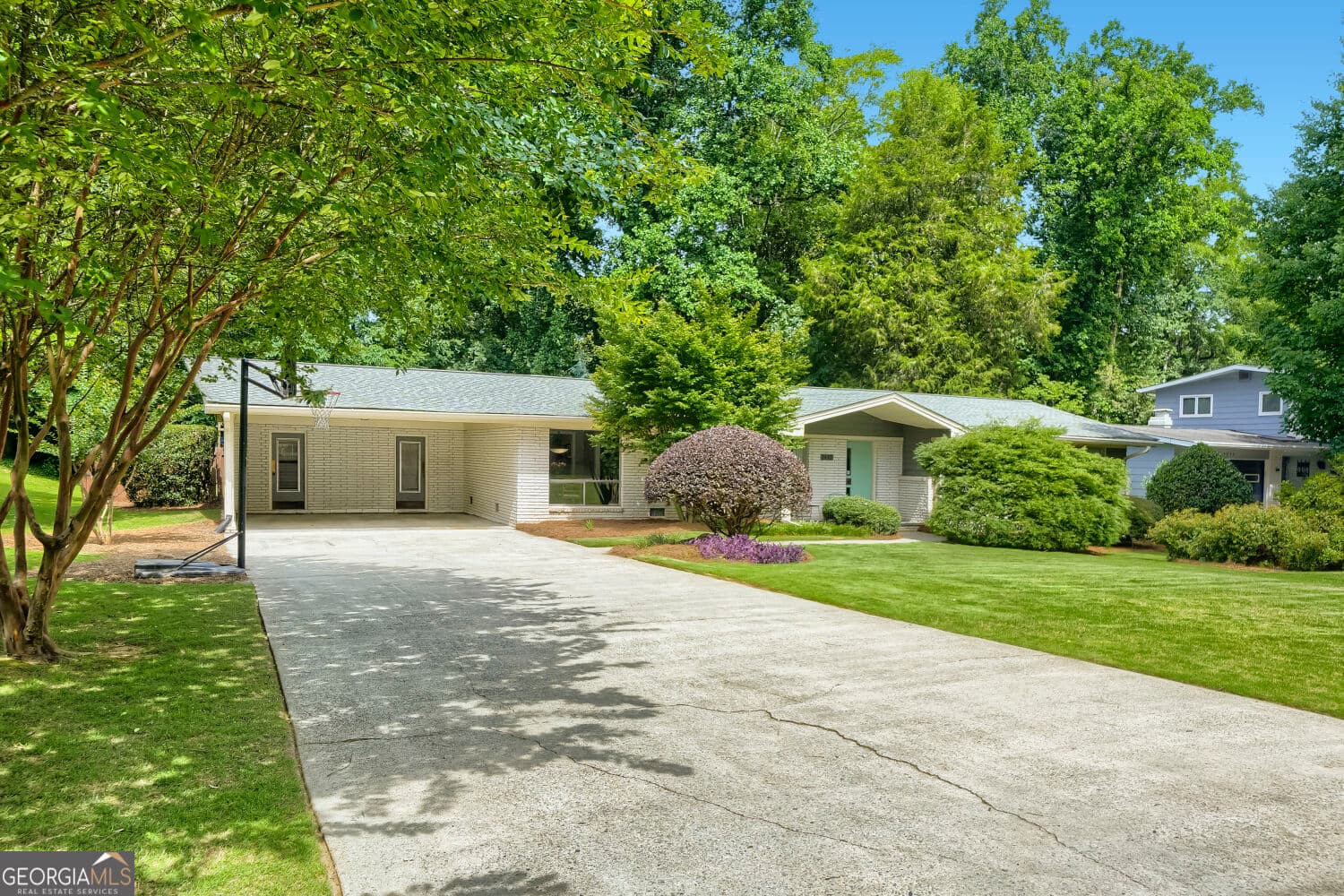 3 bedroom, 2 bathroom, 1,842 sq ft single family residence sold at 2632 Braithwood Road, Atlanta, GA 30345