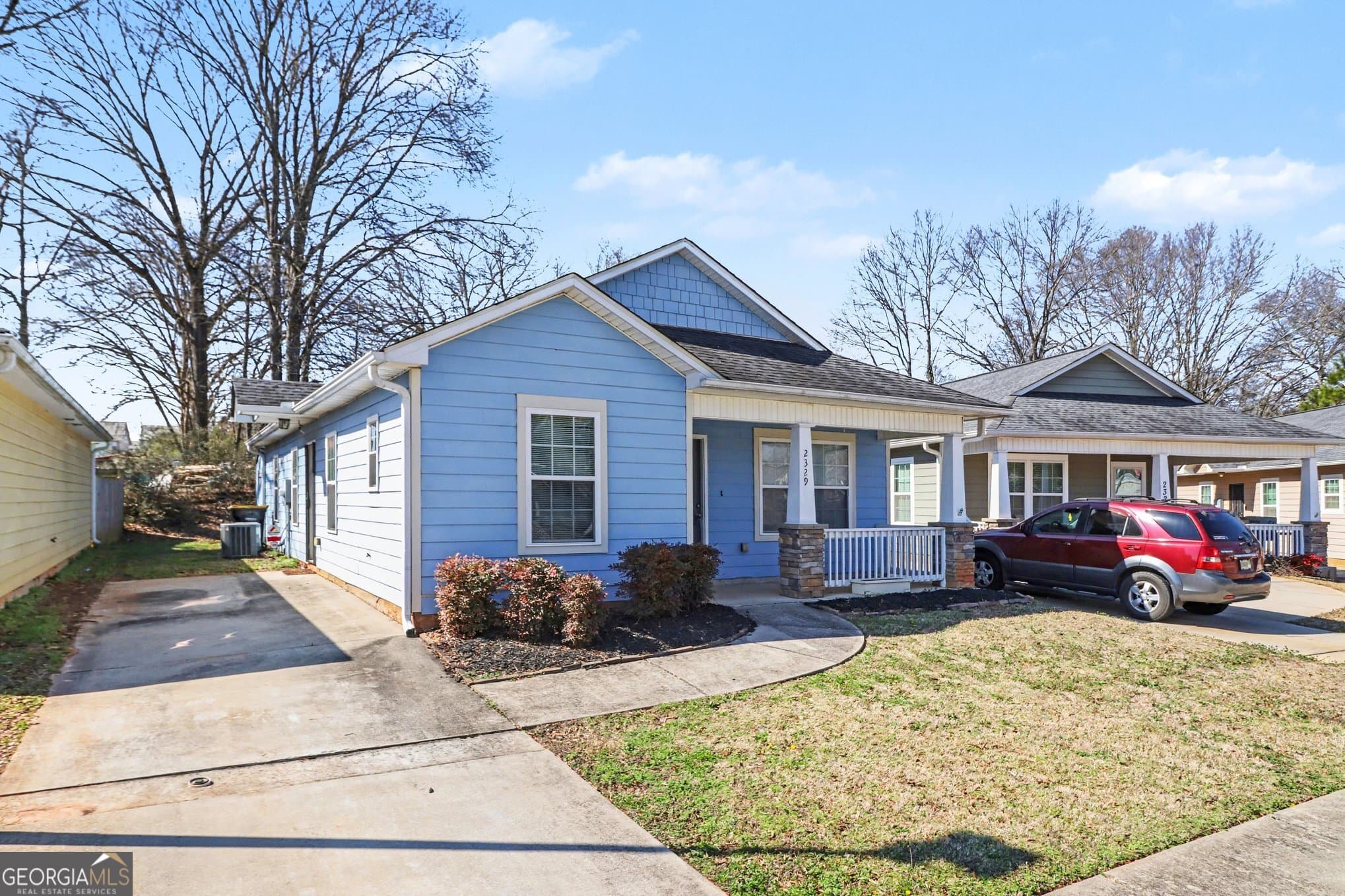 3 bedroom, 2 bathroom, 1,315 sq ft single family residence for sale at 2329 Glebe Court, Hampton, GA 30228 — photo 3