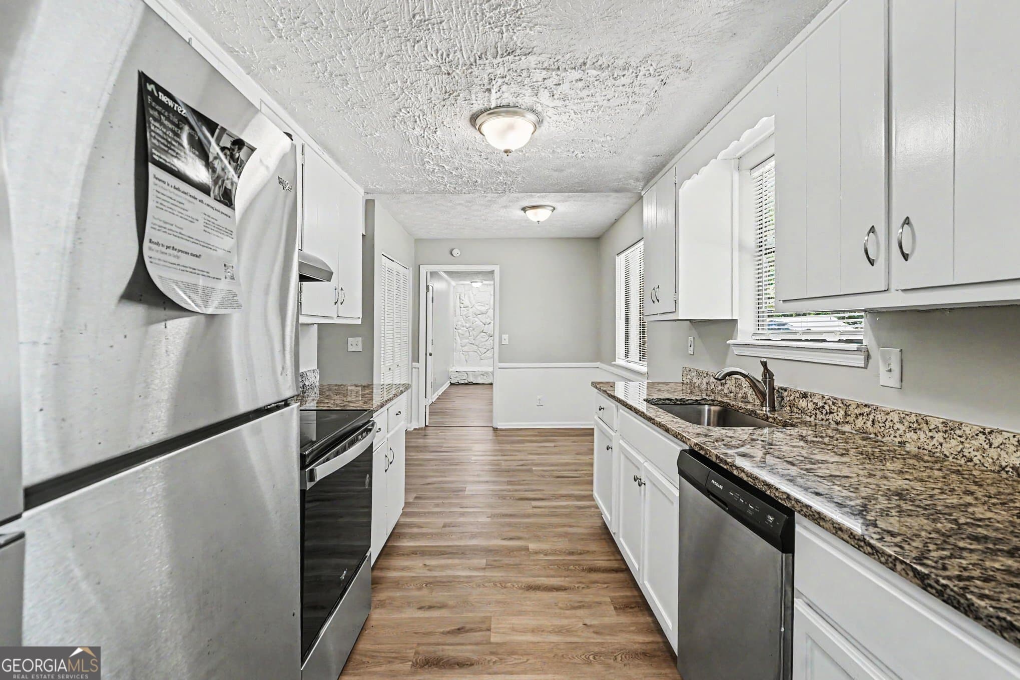 4 bedroom, 2.5 bathroom, 2,107 sq ft single family residence for sale at 4406 Blackbirch Lane, Decatur, GA 30034 — photo 6