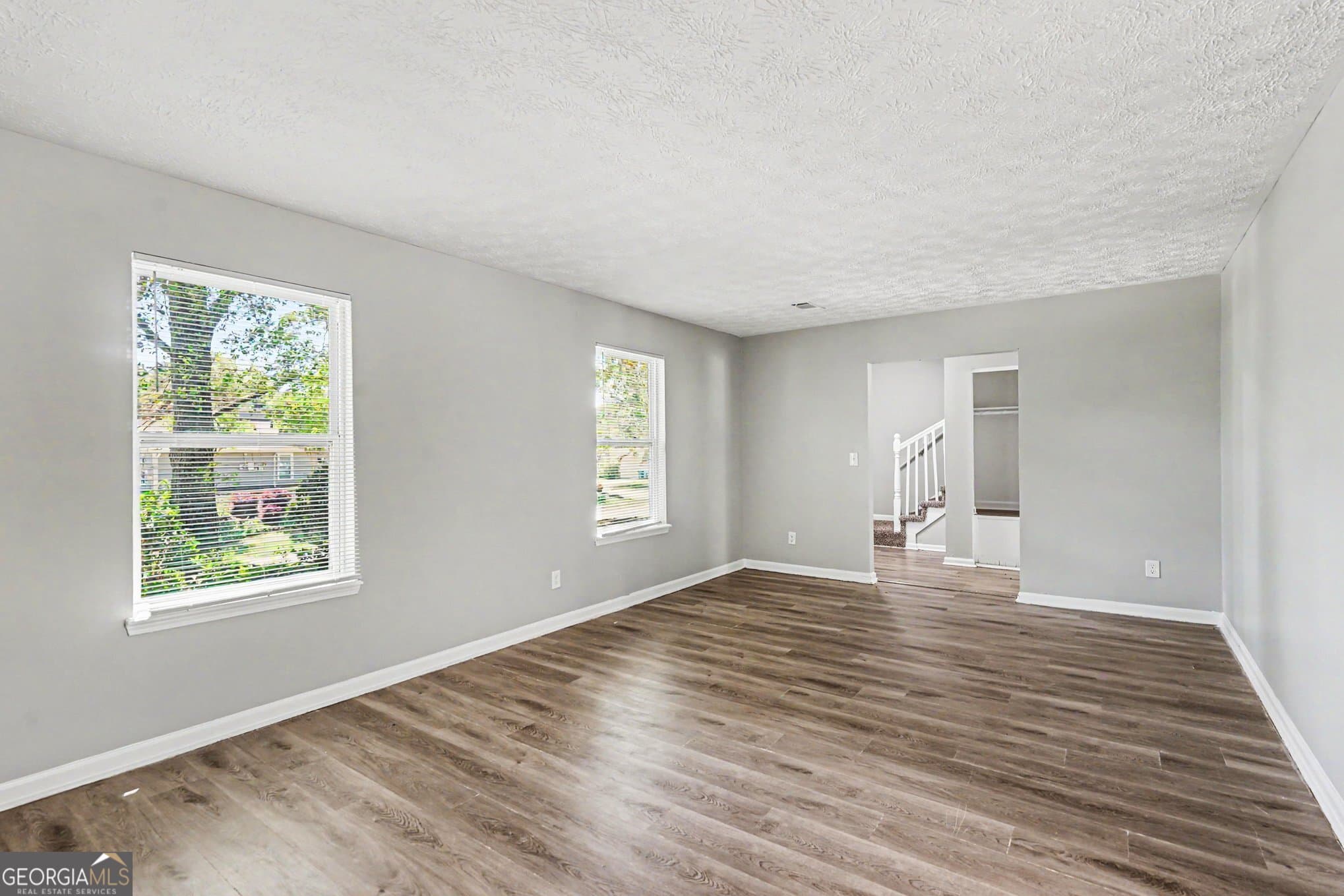 4 bedroom, 2.5 bathroom, 2,107 sq ft single family residence for sale at 4406 Blackbirch Lane, Decatur, GA 30034 — photo 9