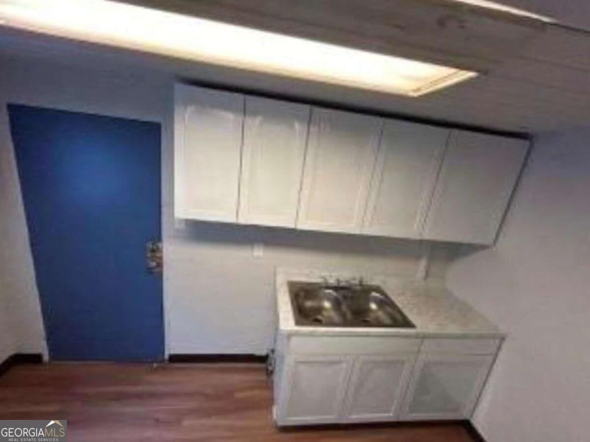 2 bedroom, 1 bathroom duplex for rent at 1520 East Society Av B, Albany, GA 31705 for $500 a month — photo 3