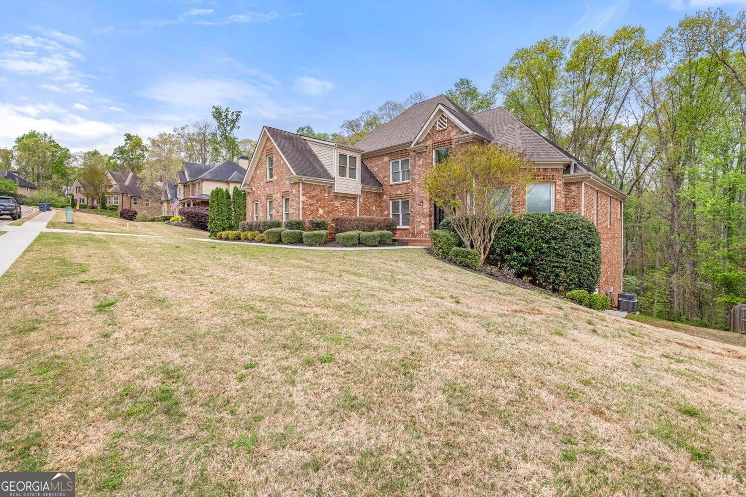 6 bedroom, 4.5 bathroom, 6,371 sq ft single family residence for sale at 138 Fountainhead Drive, Jefferson, GA 30549 — photo 4