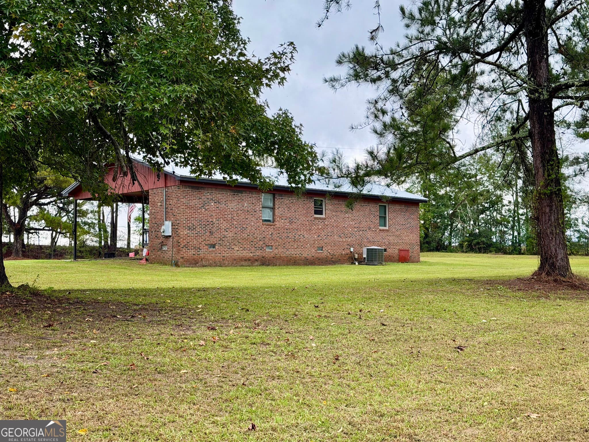 2 bedroom, 2 bathroom, 1,096 sq ft single family residence for sale at 1490 N HWY 319, East Dublin, GA 31027 — photo 3