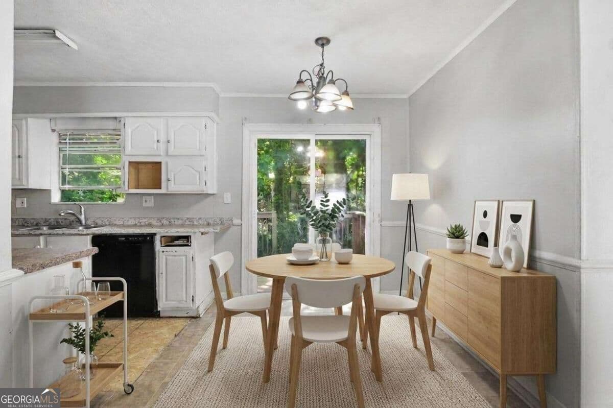 3 bedroom, 2 bathroom, 1,056 sq ft single family residence for sale at 10146 Morris Drive, Covington, GA 30014 — photo 3