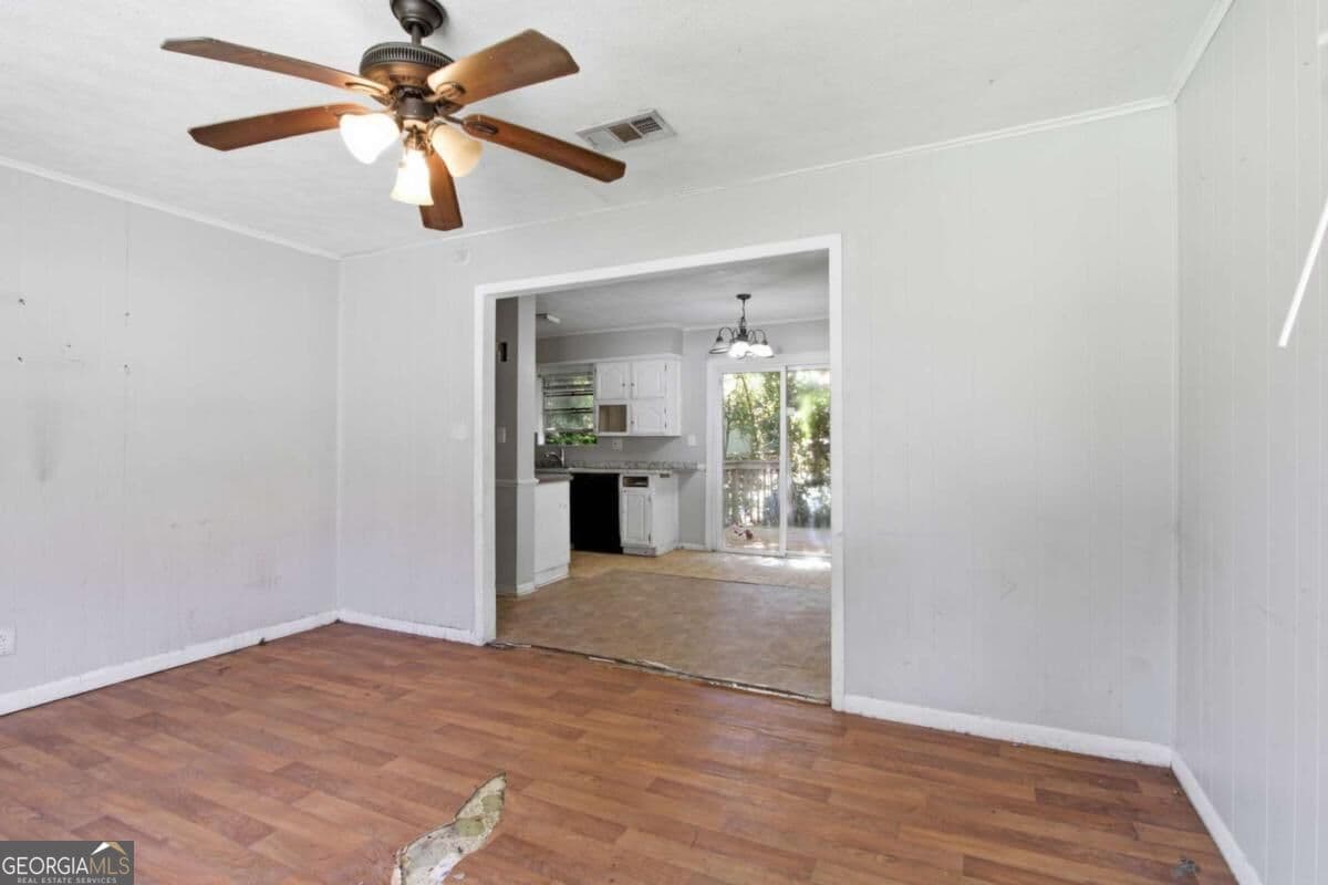 3 bedroom, 2 bathroom, 1,056 sq ft single family residence for sale at 10146 Morris Drive, Covington, GA 30014 — photo 8