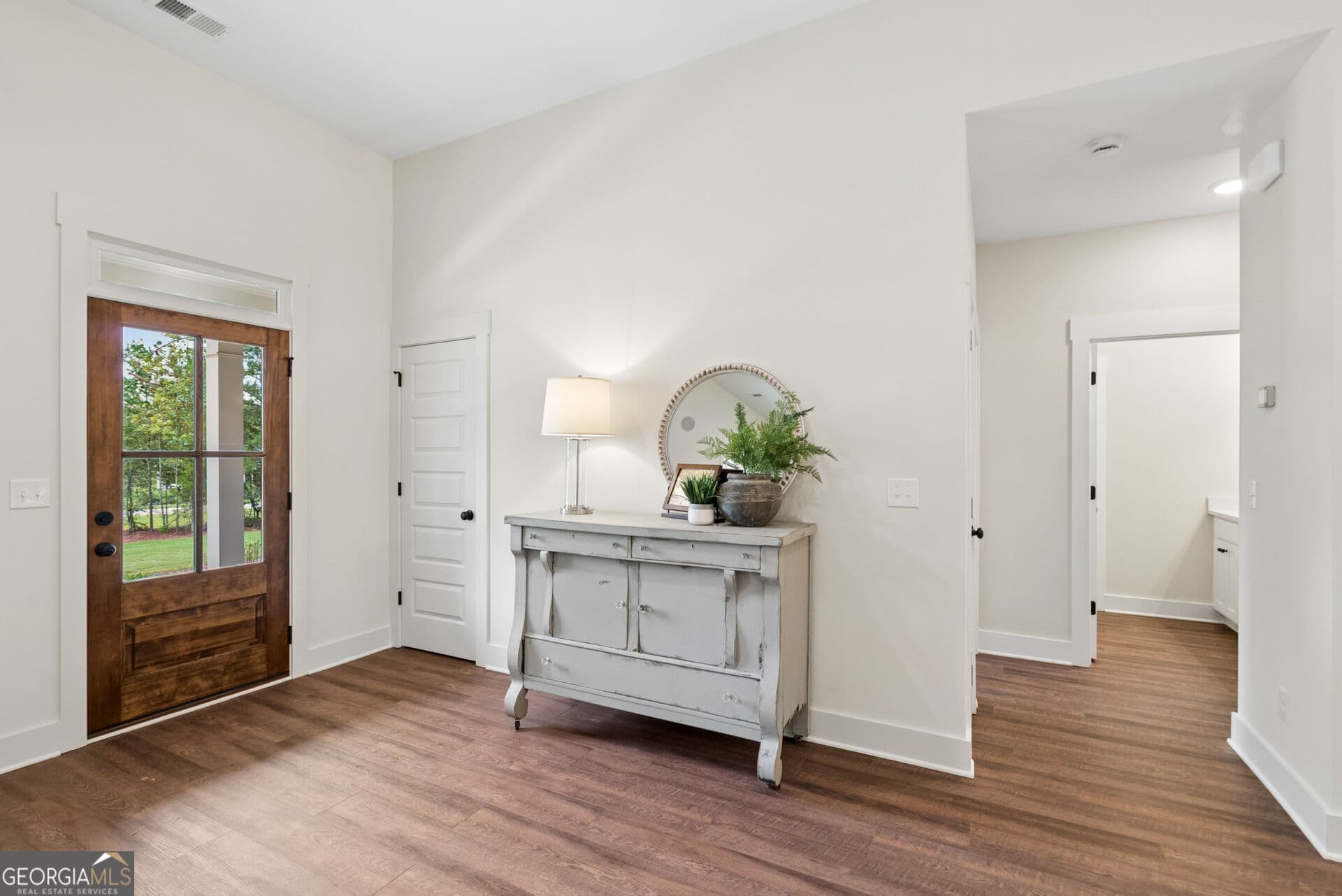 4 bedroom, 2.5 bathroom, 2,162 sq ft single family residence for sale at 218 Woodfin Way, Social Circle, GA 30025 — photo 9