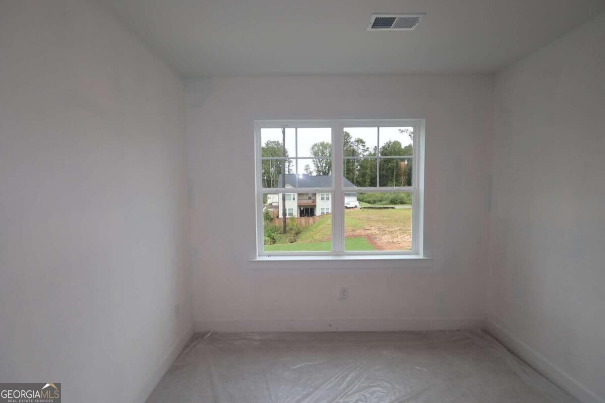 5 bedroom, 4.5 bathroom, 3,144 sq ft single family residence for sale at 4555 Beechnut Circle, Cumming, GA 30028 — photo 10