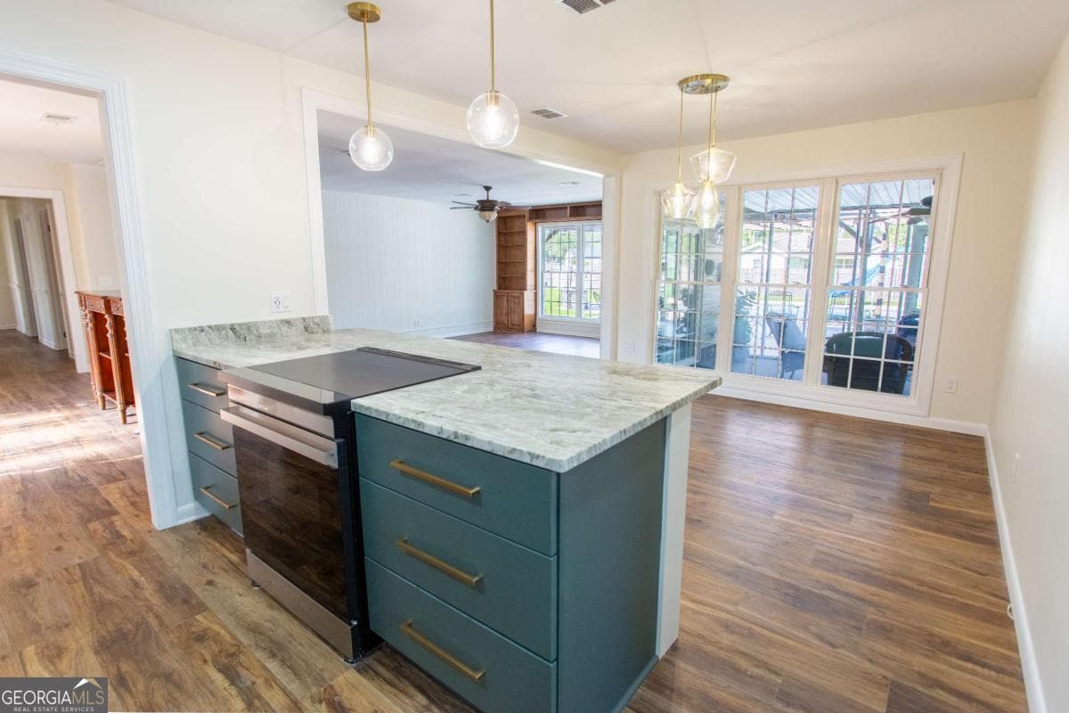 3 bedroom, 2 bathroom, 1,946 sq ft single family residence for sale at 97 Andrea, Baxley, GA 31513 — photo 9