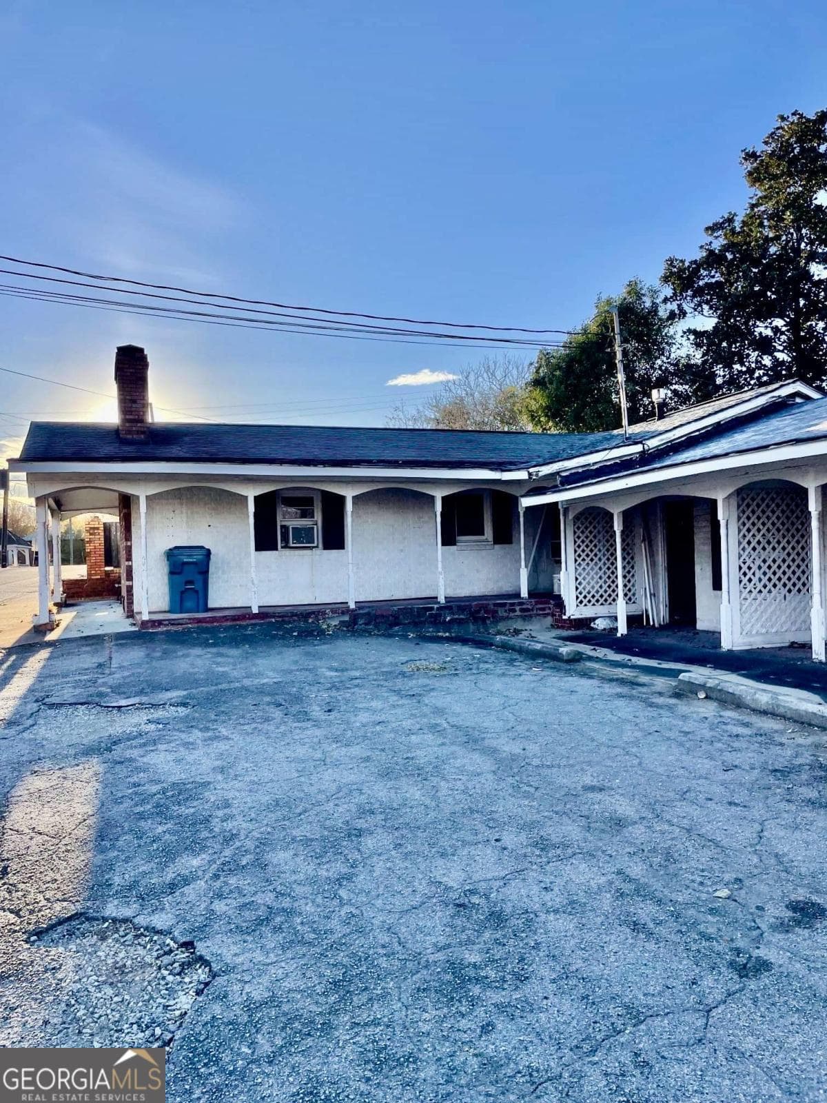 multi family,duplex,quadruplex,triplex for sale at 103 E Main Street, Irwinton, GA 31042 — photo 2