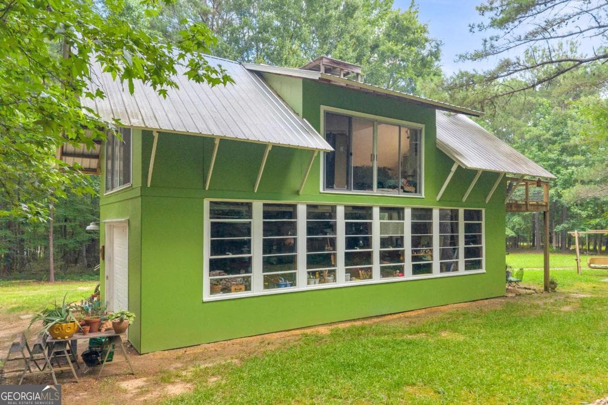 2 bedroom, 1.5 bathroom, 992 sq ft single family residence for sale at 81 Paul Lane, Crawford, GA 30630 — photo 4