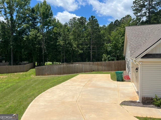 4 bedroom, 2.5 bathroom, 2,226 sq ft single family residence for sale at 378 Riley Circle, Milledgeville, GA 31061 — photo 7