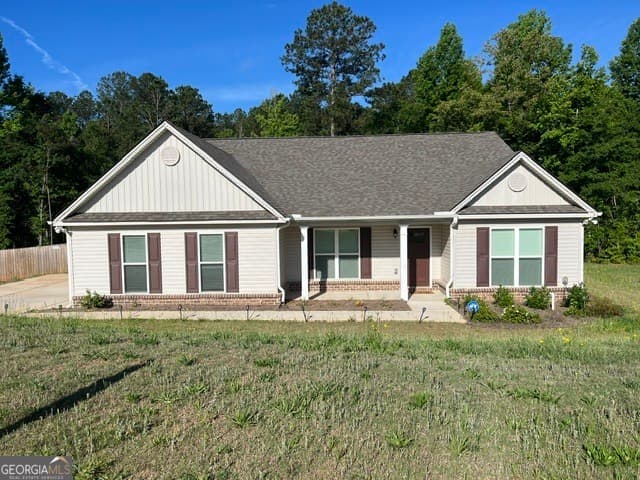 4 bedroom, 2.5 bathroom, 2,226 sq ft single family residence for sale at 378 Riley Circle, Milledgeville, GA 31061