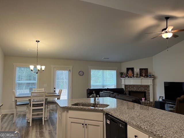4 bedroom, 2.5 bathroom, 2,226 sq ft single family residence for sale at 378 Riley Circle, Milledgeville, GA 31061 — photo 8
