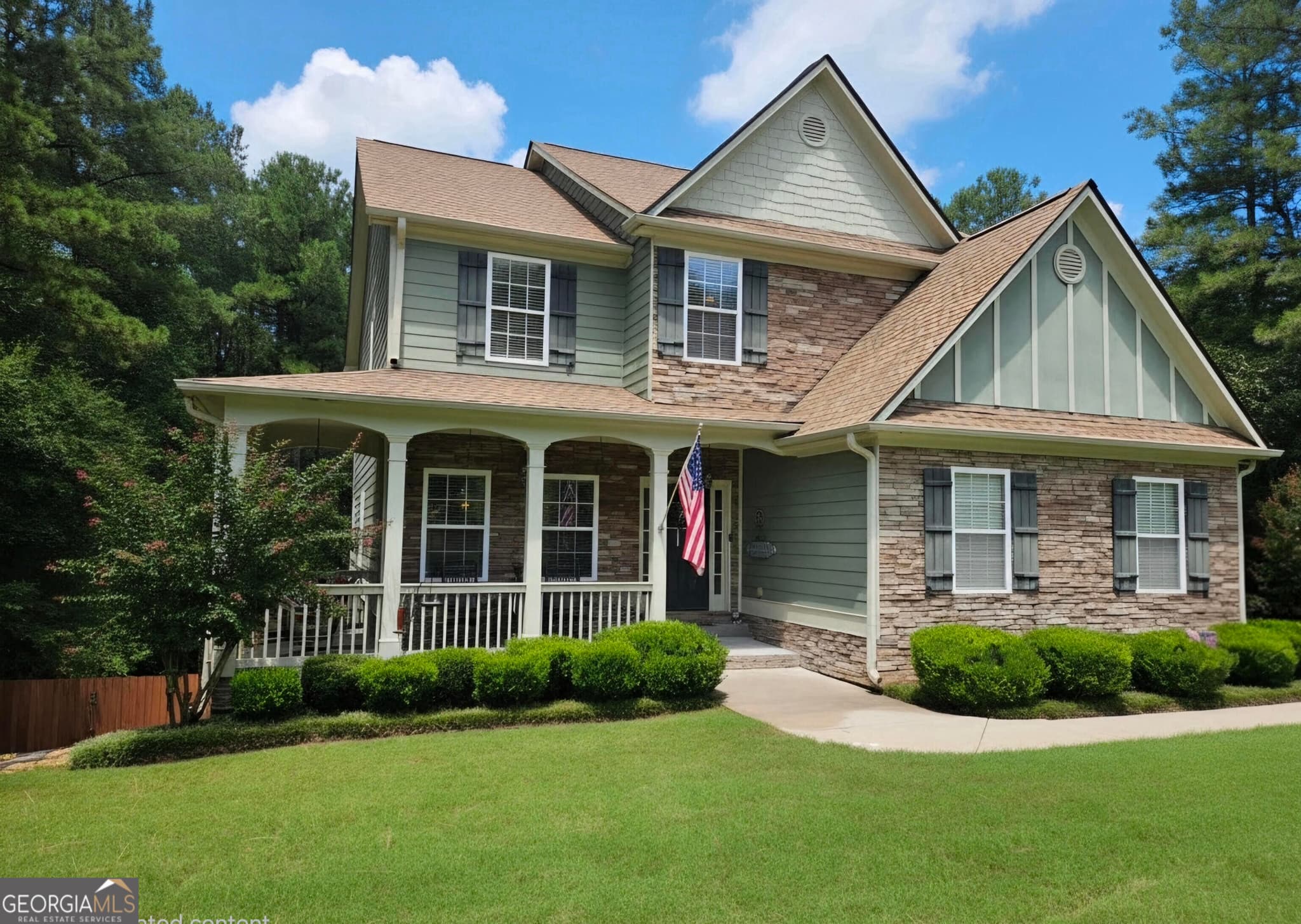 4 bedroom, 3.5 bathroom, 2,872 sq ft single family residence for sale at 428 Oscar Court, Mcdonough, GA 30252 — photo 2