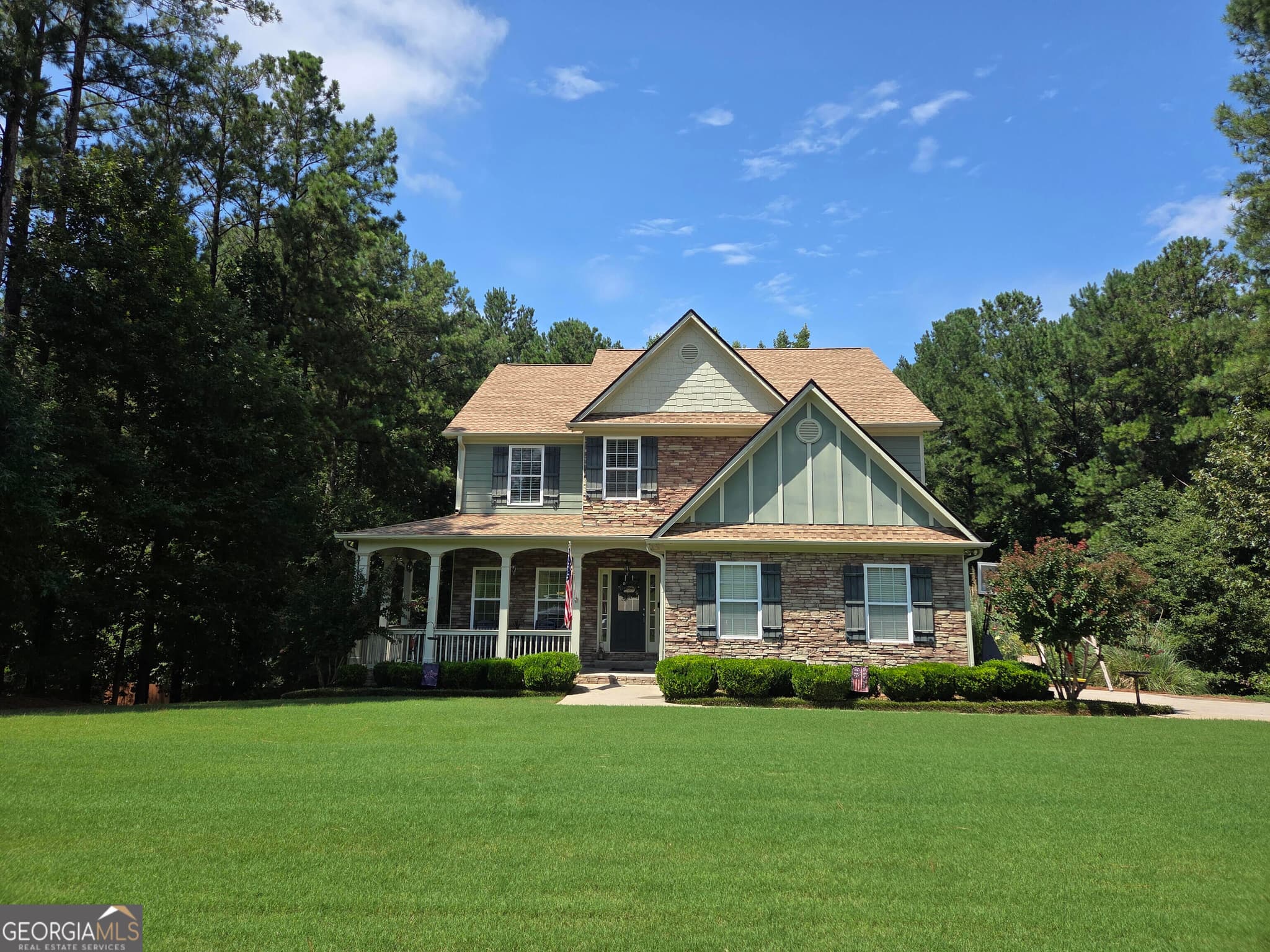 4 bedroom, 3.5 bathroom, 2,872 sq ft single family residence for sale at 428 Oscar Court, Mcdonough, GA 30252