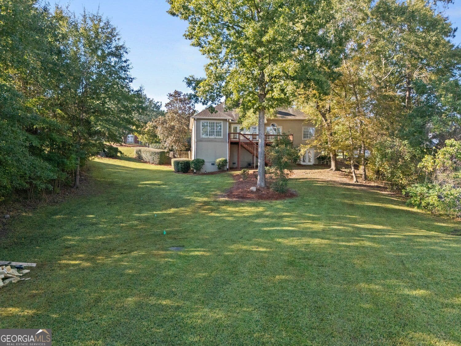 3 bedroom, 3.5 bathroom, 2,932 sq ft single family residence for sale at 175 Waters Edge Drive, Lizella, GA 31052 — photo 6