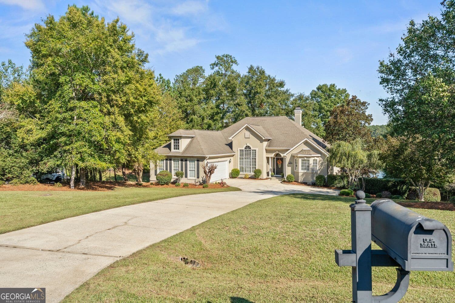3 bedroom, 3.5 bathroom, 2,932 sq ft single family residence for sale at 175 Waters Edge Drive, Lizella, GA 31052 — photo 7