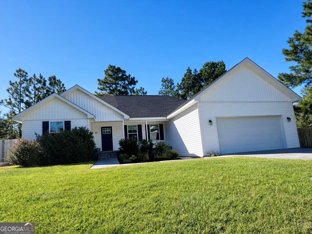 3 bedroom, 2 bathroom, 1,770 sq ft single family residence for sale at 61 Esther Way, Jesup, GA 31545 — photo 2