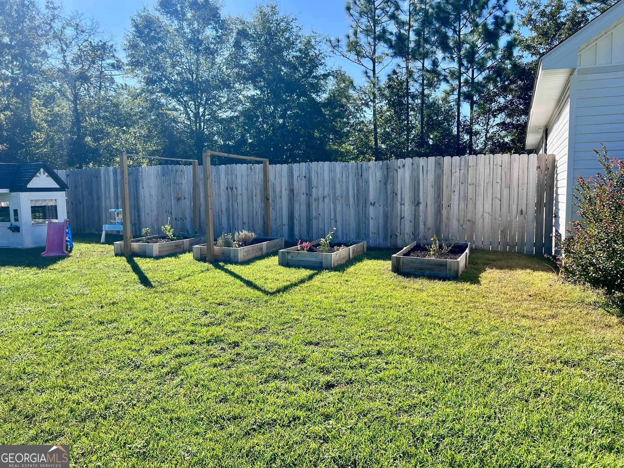 3 bedroom, 2 bathroom, 1,770 sq ft single family residence for sale at 61 Esther Way, Jesup, GA 31545 — photo 6