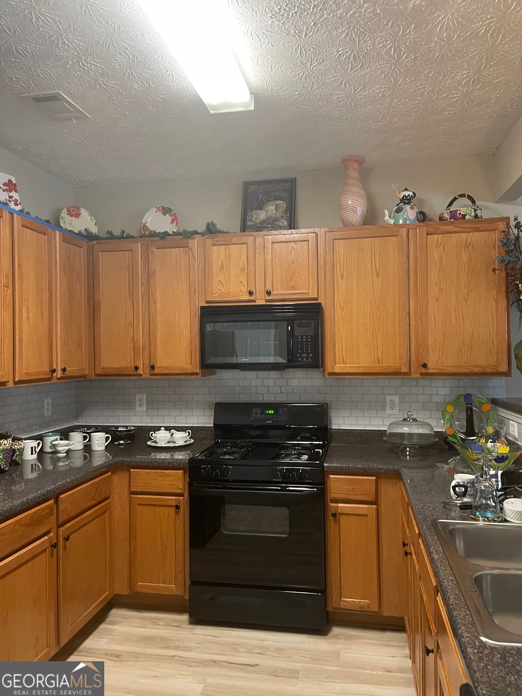 2 bedroom, 2.5 bathroom, 1,215 sq ft condominium for rent at 4911 Walden Lake Square, Decatur, GA 30035 for $1,800 a month — photo 6