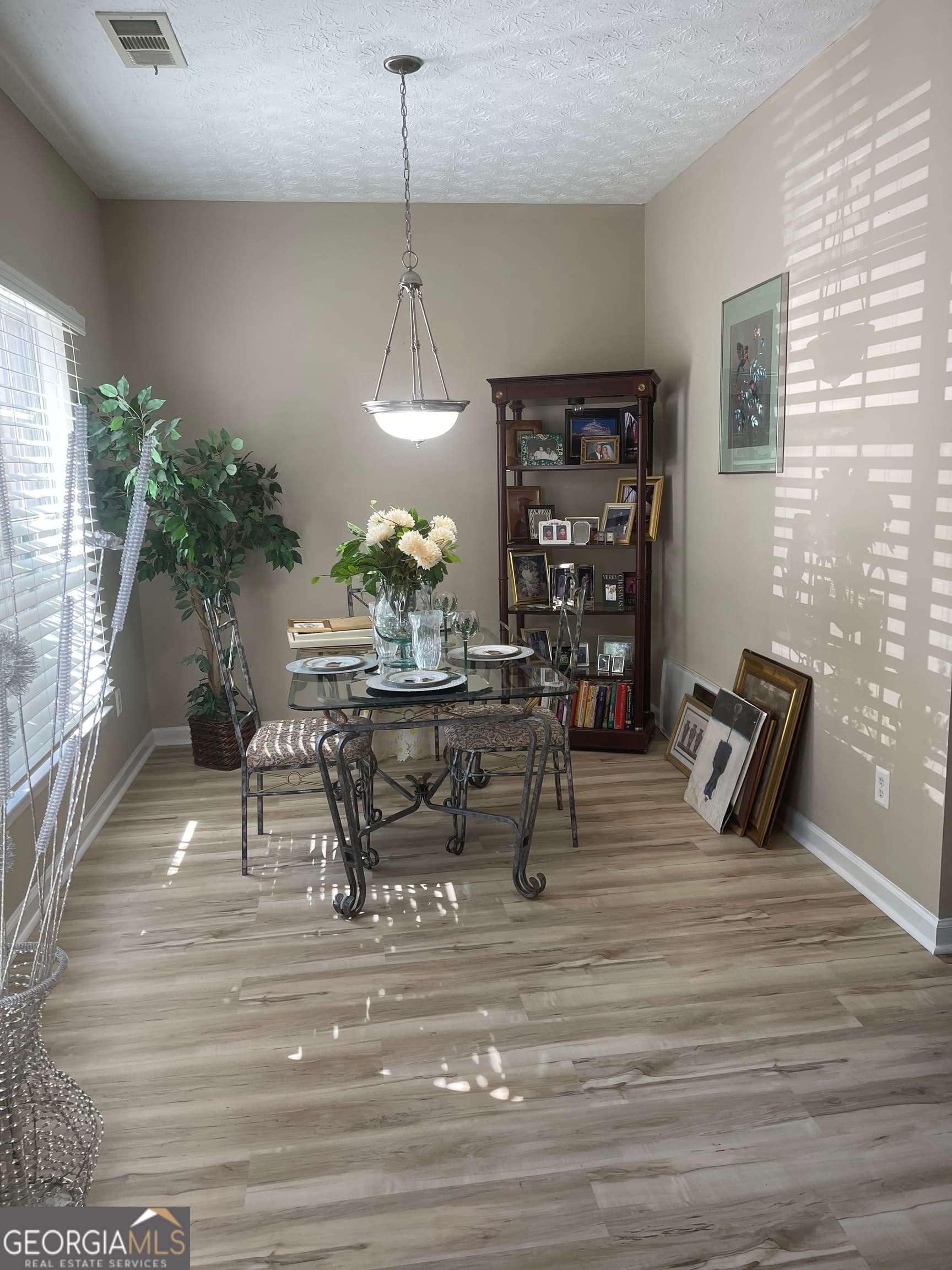 2 bedroom, 2.5 bathroom, 1,215 sq ft condominium for rent at 4911 Walden Lake Square, Decatur, GA 30035 for $1,800 a month — photo 3