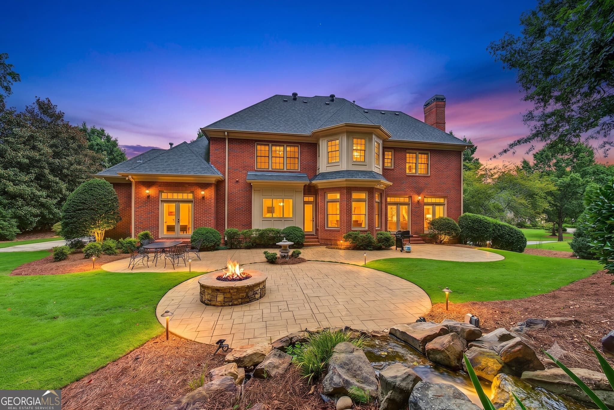 6 bedroom, 6.5 bathroom, 6,292 sq ft single family residence for sale at 3306 Moye Court, Duluth, GA 30097 — photo 3