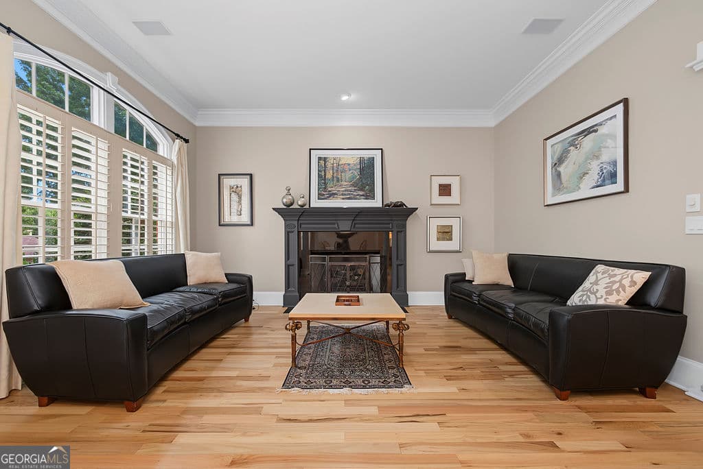 6 bedroom, 6.5 bathroom, 6,292 sq ft single family residence for sale at 3306 Moye Court, Duluth, GA 30097 — photo 5