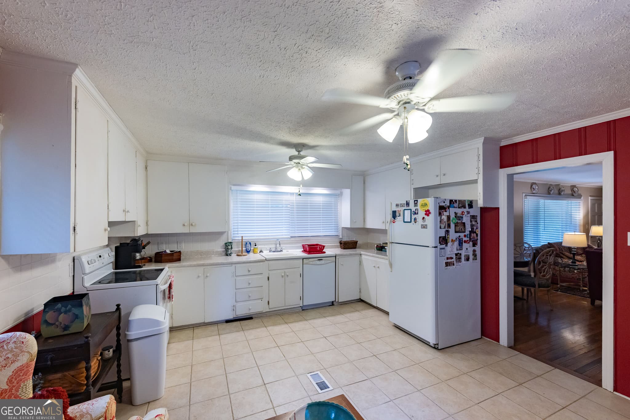 4 bedroom, 2 bathroom, 1,593 sq ft single family residence under contract at 802 Avalon Road, Thomaston, GA 30286 — photo 7