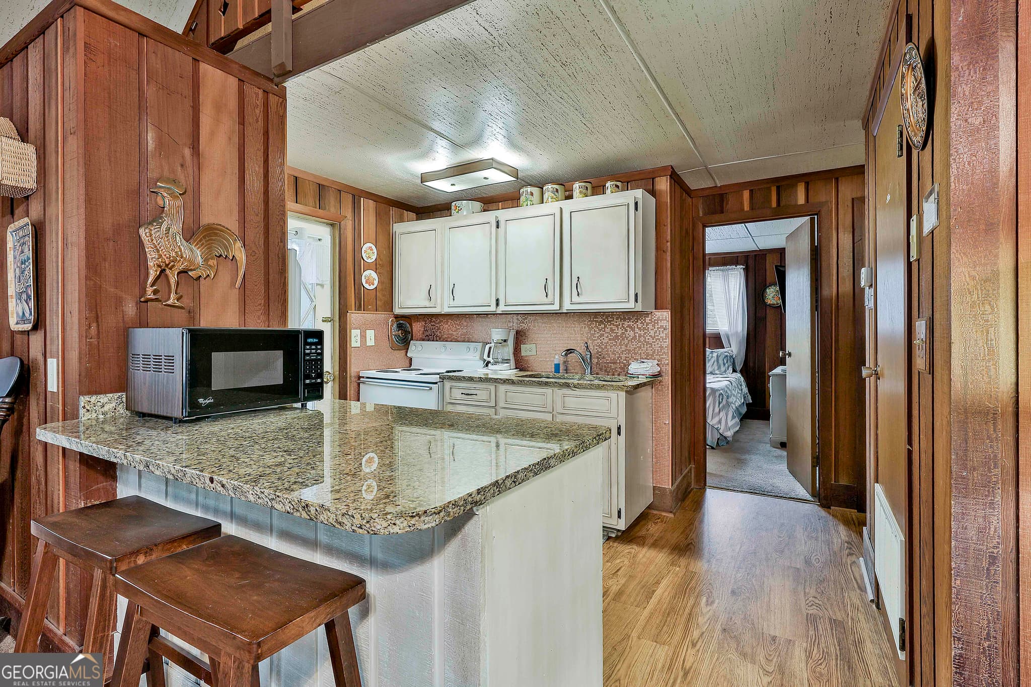 3 bedroom, 1.5 bathroom, 1,104 sq ft cabin,single family residence for sale at 87 St. Moritz Drive, Pine Mountain, GA 31822 — photo 10
