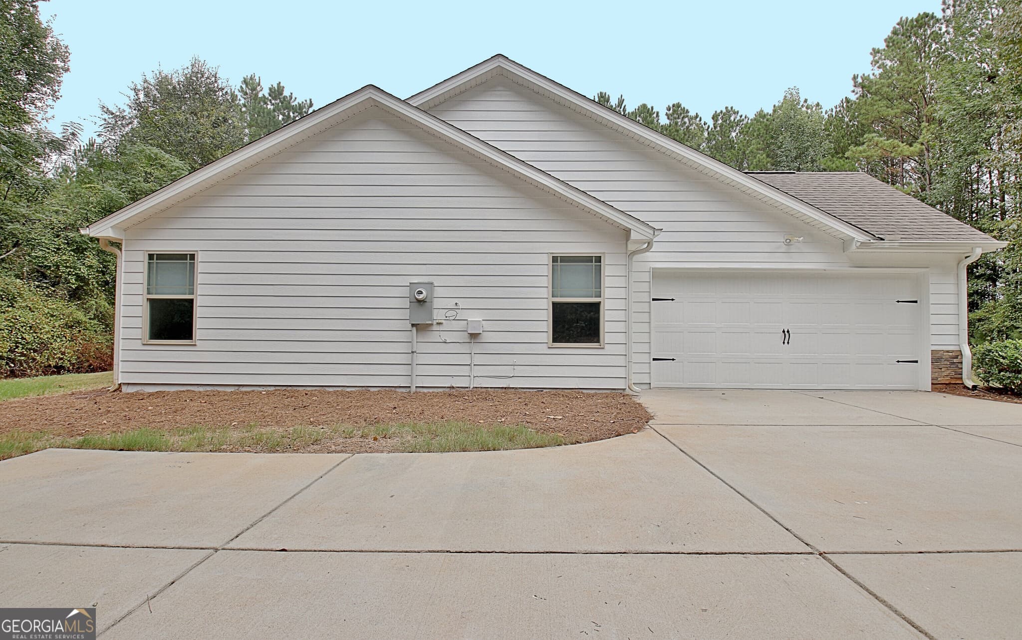 4 bedroom, 3 bathroom, 1,890 sq ft single family residence for sale at 1375 Dolly Nixon Road, Senoia, GA 30276 — photo 6