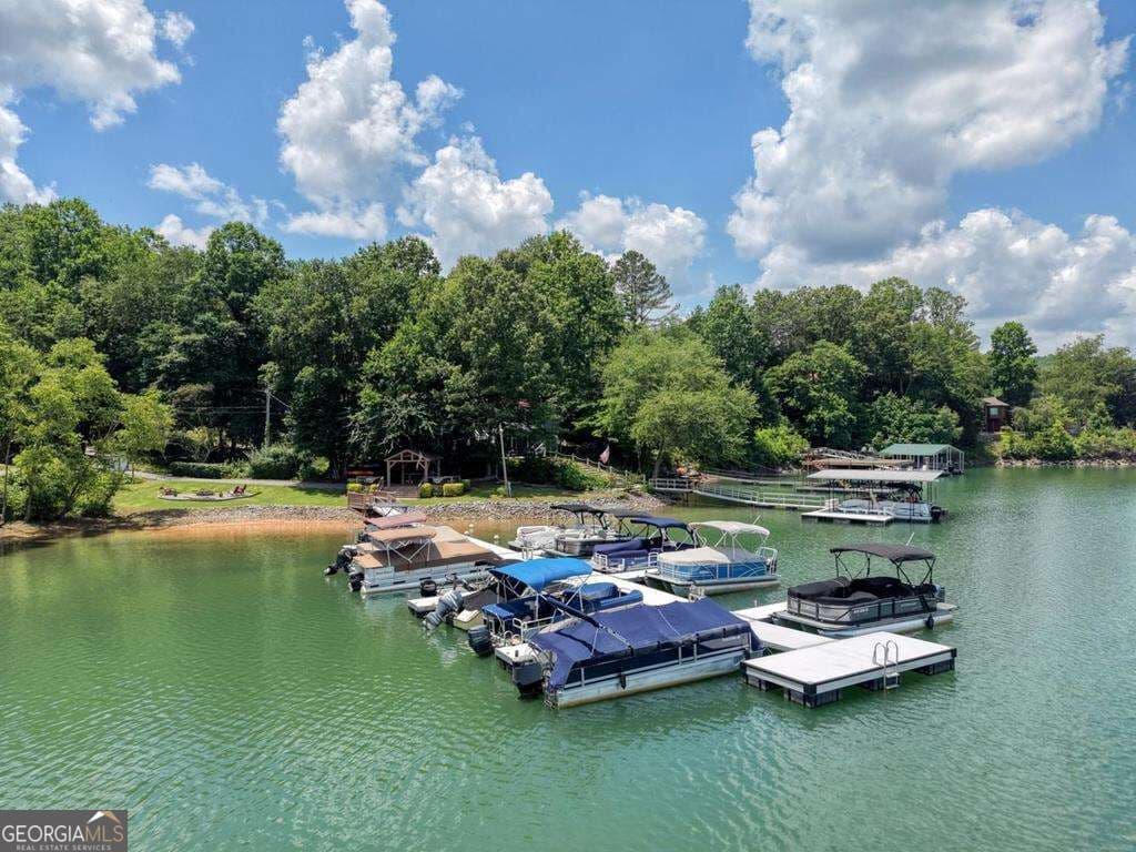 2 bedroom, 2 bathroom single family residence for sale at 14 B Breezewood Village, Hiawassee, GA 30546 — photo 4