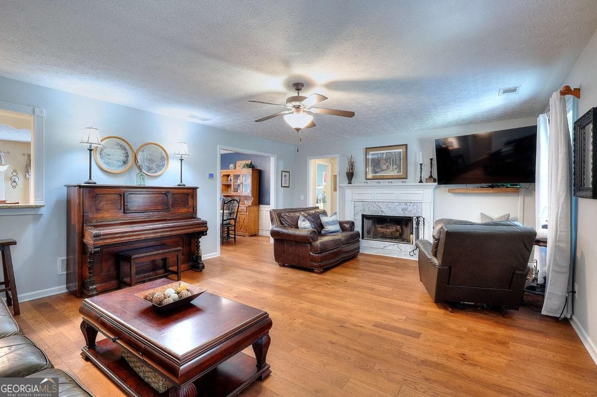 4 bedroom, 3 bathroom, 2,560 sq ft single family residence for sale at 25 Browning Shoals Road, Social Circle, GA 30025 — photo 6