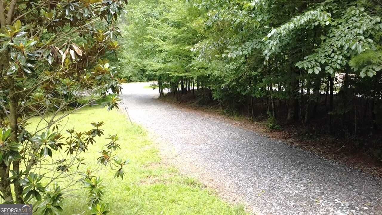 3 bedroom, 2 bathroom, 2,126 sq ft single family residence for sale at 158 Earney Road, Blairsville, GA 30512 — photo 6