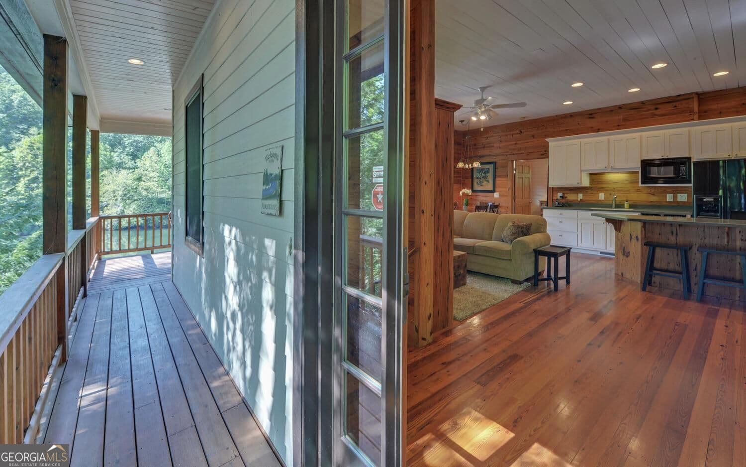 3 bedroom, 3 bathroom, 2,204 sq ft single family residence for sale at 1233 Tame Turkey Road, Lakemont, GA 30552 — photo 3
