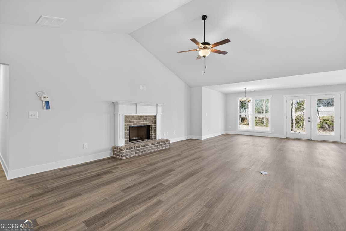 4 bedroom, 2.5 bathroom single family residence for sale at 420 Seashell Court 17, Statham, GA 30666 — photo 5