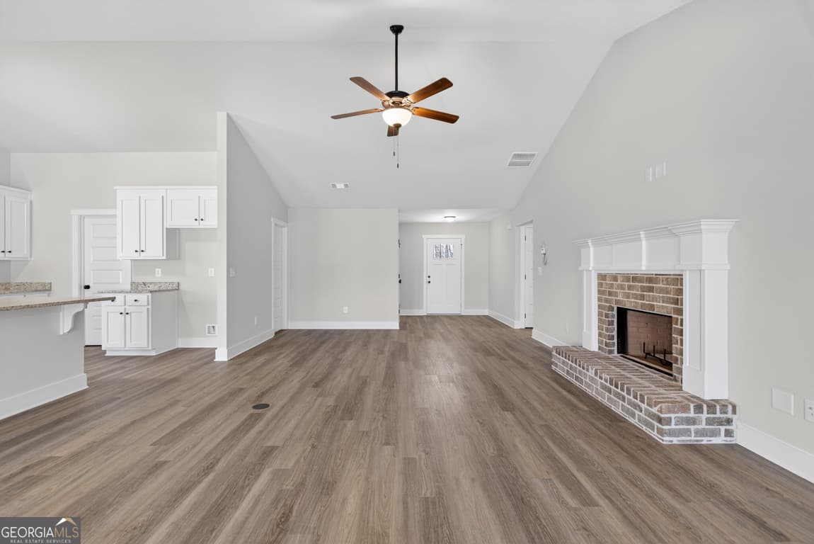 4 bedroom, 2.5 bathroom single family residence for sale at 420 Seashell Court 17, Statham, GA 30666 — photo 8