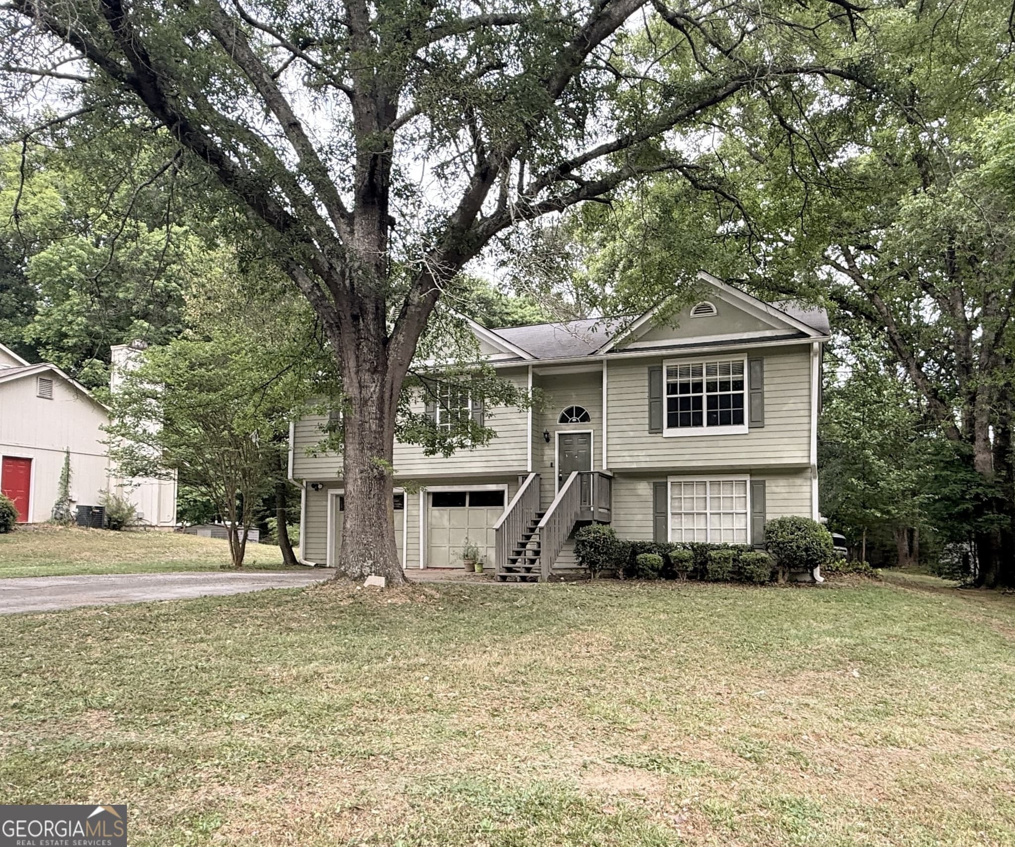 4 bedroom, 3 bathroom, 1,688 sq ft single family residence sold at 1404 Chelsea Downs Lane, Conyers, GA 30013