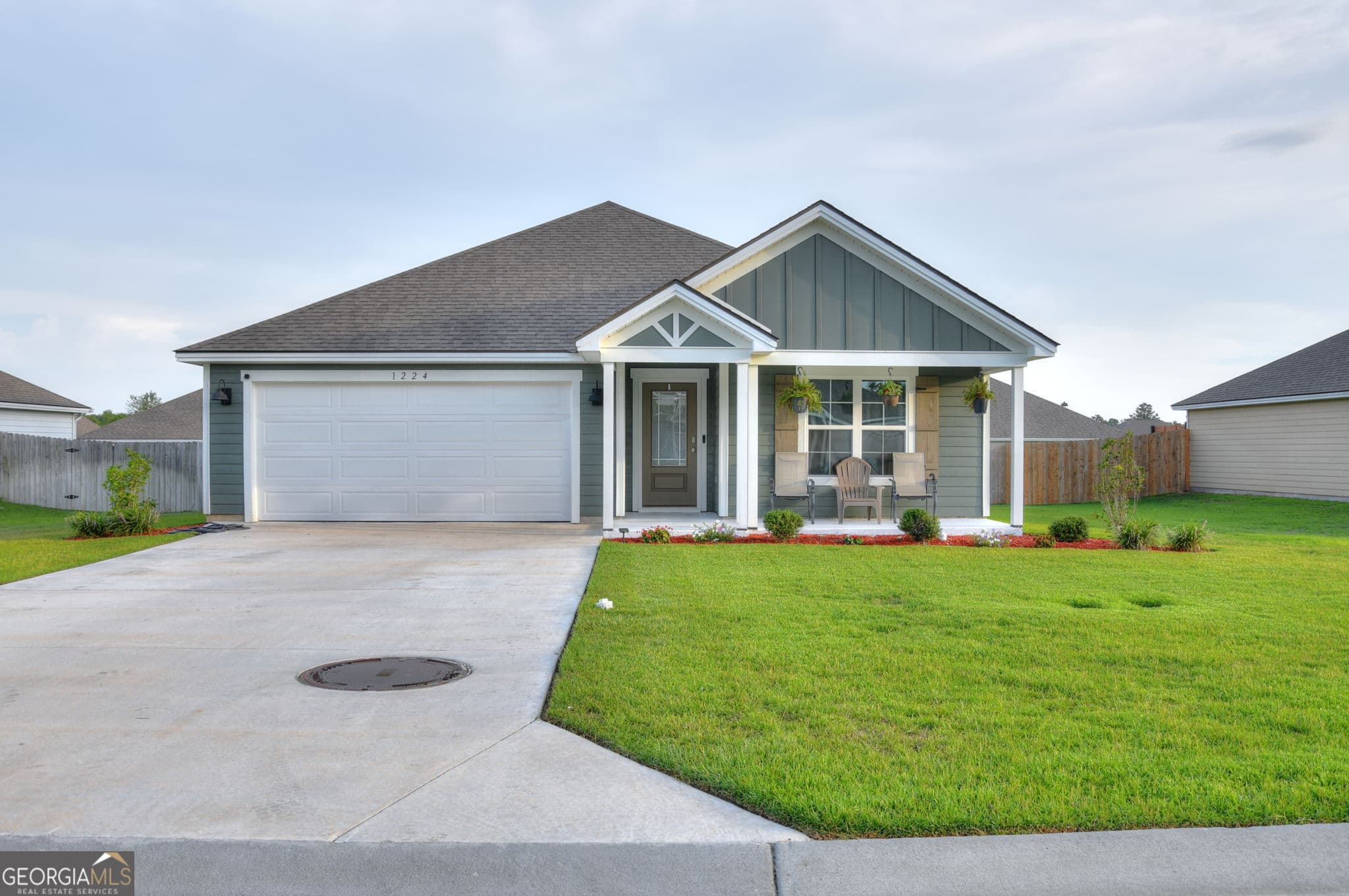 4 bedroom, 2 bathroom, 1,787 sq ft single family residence for sale at 1224 Marjorie, Hahira, GA 31632