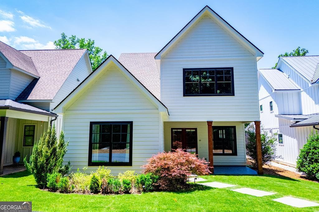4 bedroom, 3.5 bathroom, 3,286 sq ft single family residence sold at 805 Hays Mill Road - Villa 10, Carrollton, GA 30117