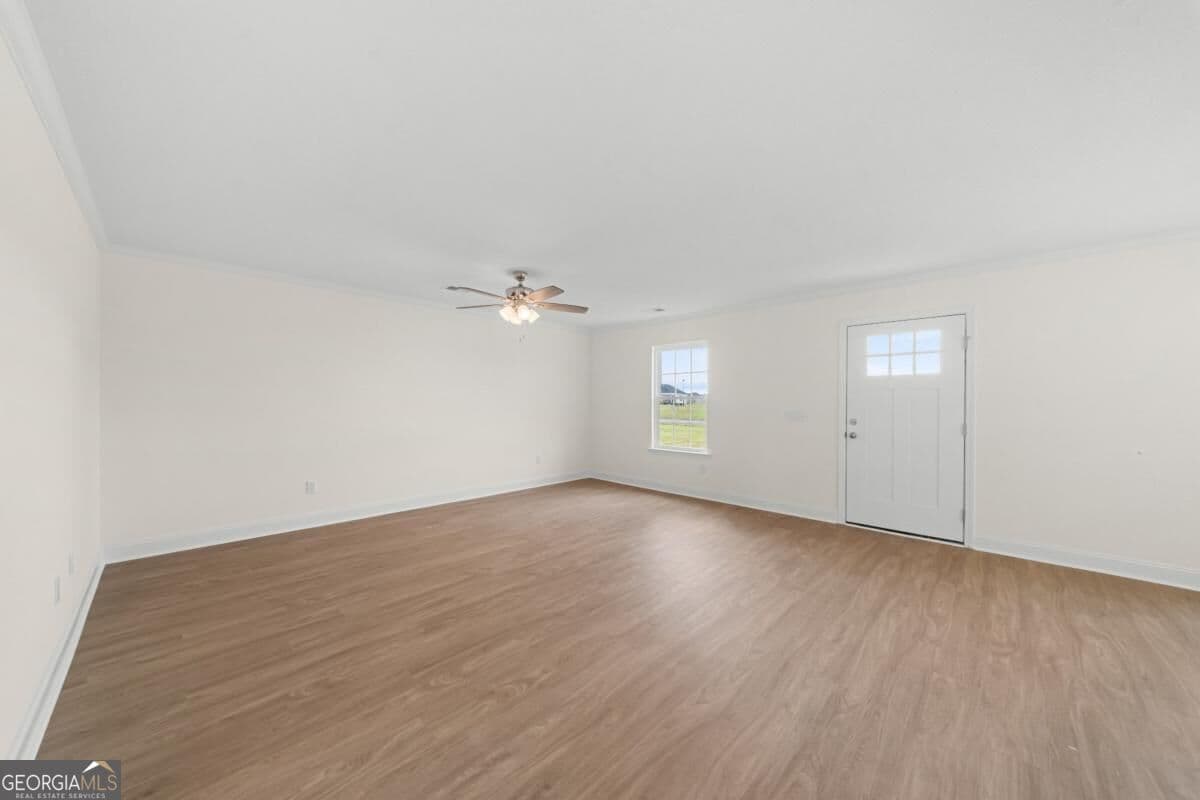 3 bedroom, 2 bathroom, 1,335 sq ft single family residence for sale at 1102 Spurweed Lane 54, Statesboro, GA 30458 — photo 6