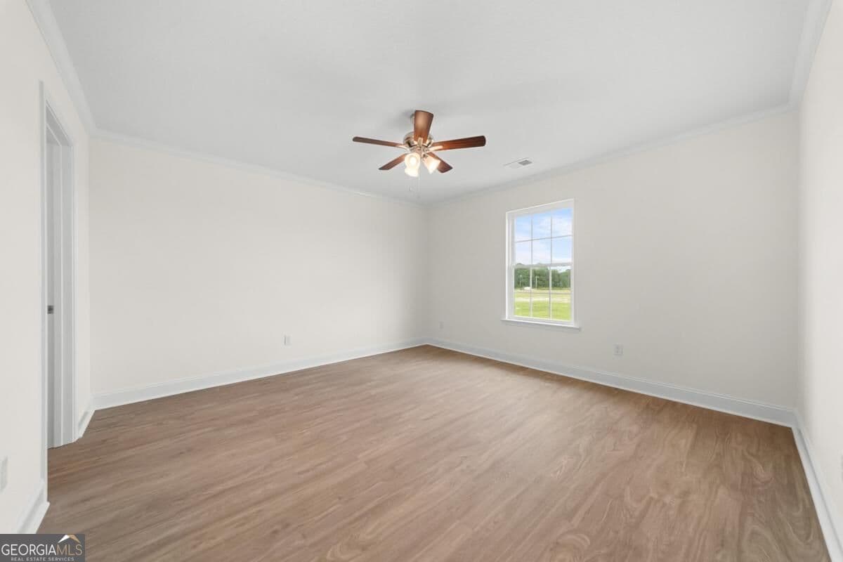 3 bedroom, 2 bathroom, 1,335 sq ft single family residence for sale at 1102 Spurweed Lane 54, Statesboro, GA 30458 — photo 5