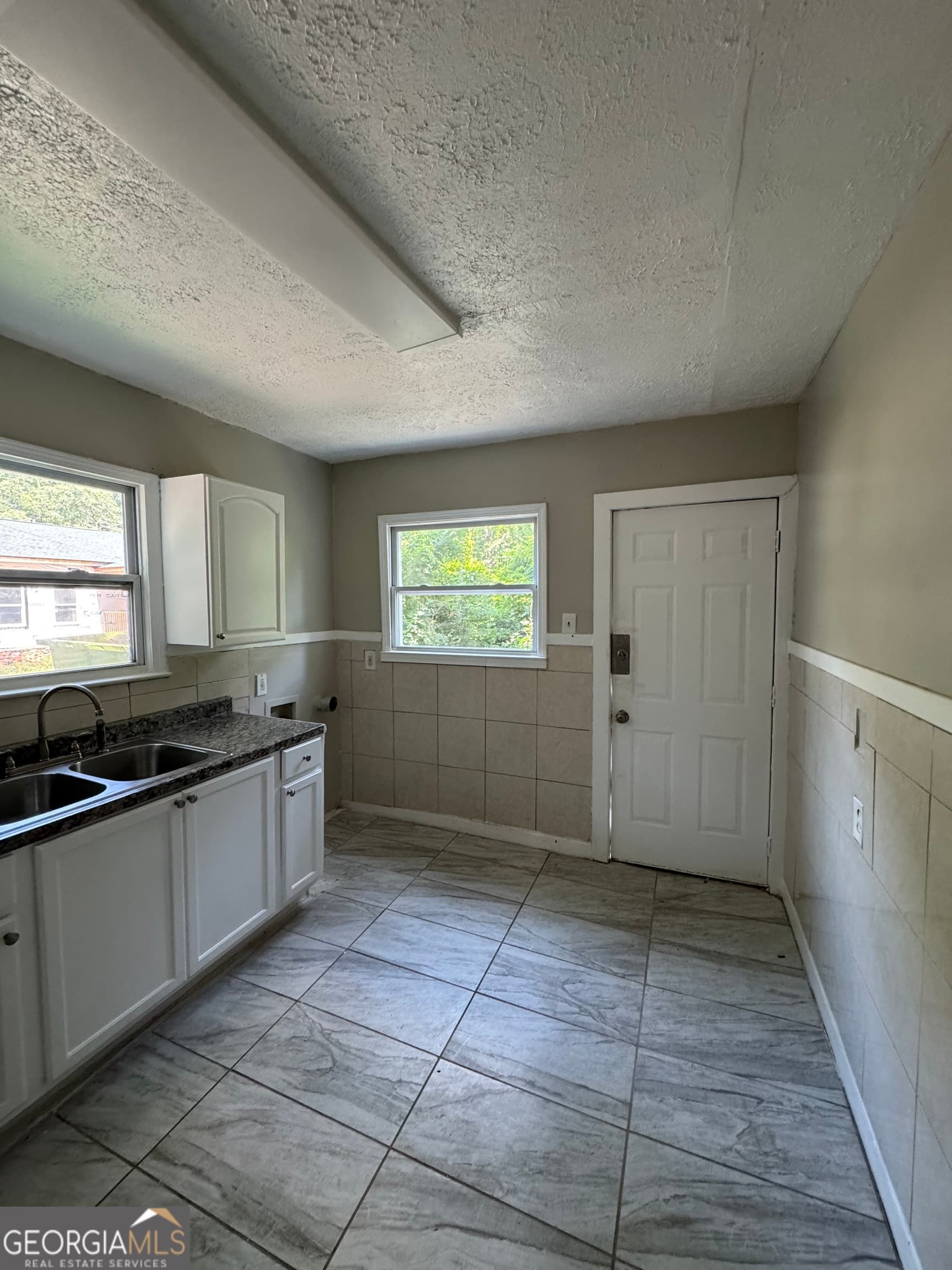 2 bedroom, 1 bathroom, 1,068 sq ft single family residence for rent at 1537 Orlando Street, Atlanta, GA 30311 for $1,700 a month — photo 3