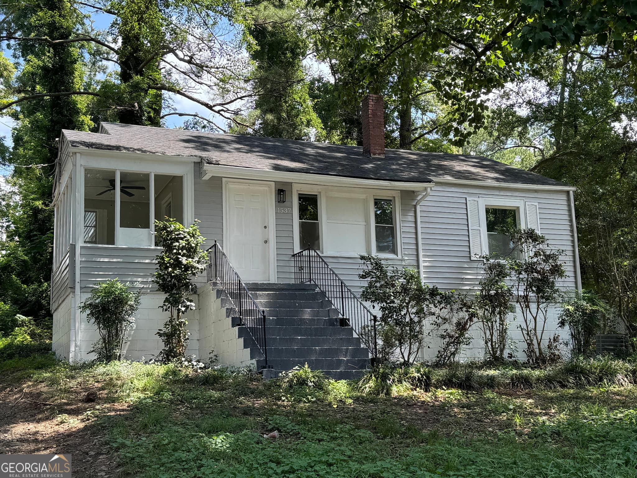 2 bedroom, 1 bathroom, 1,068 sq ft single family residence for rent at 1537 Orlando Street, Atlanta, GA 30311 for $1,700 a month — photo 1 of 15