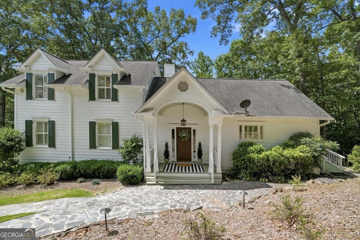 6 bedroom, 5 bathroom, 4,745 sq ft single family residence for sale at 380 Fredricks Cove, Dawsonville, GA 30534 — photo 1 of 83