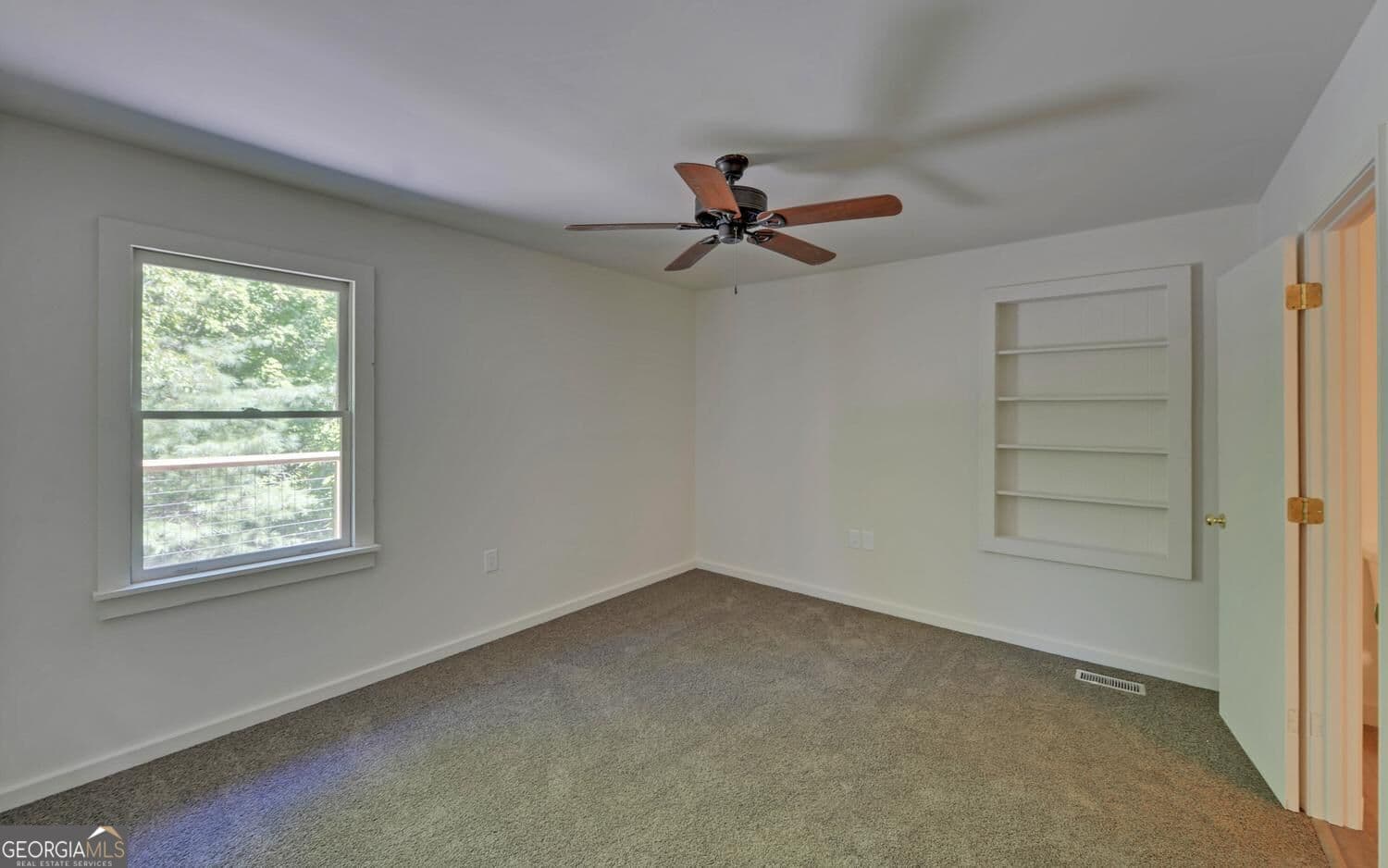 5 bedroom, 3 bathroom, 2,994 sq ft single family residence for sale at 1799 Seed Lake Road, Lakemont, GA 30552 — photo 6