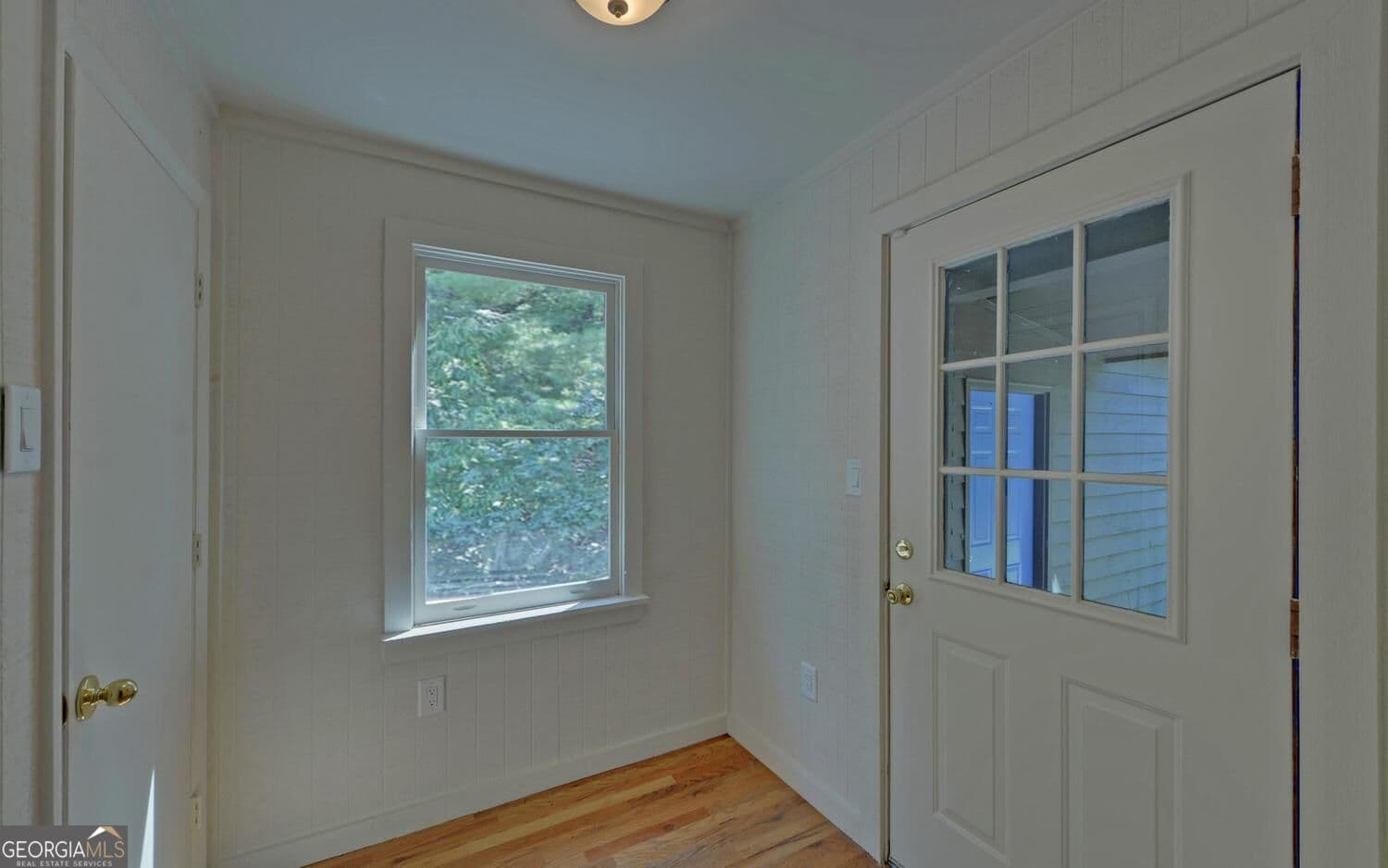 5 bedroom, 3 bathroom, 2,994 sq ft single family residence for sale at 1799 Seed Lake Road, Lakemont, GA 30552 — photo 3