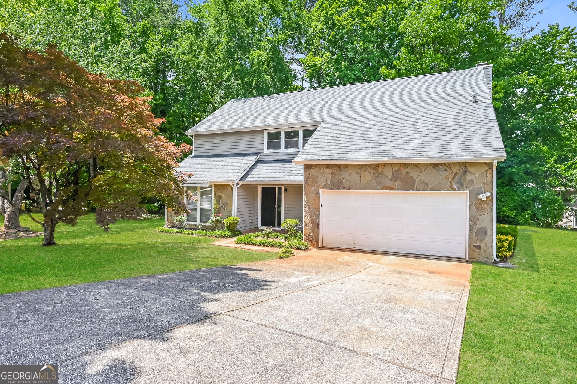 4 bedroom, 2.5 bathroom, 2,456 sq ft single family residence for sale at 1618 Golf Overlook, Stone Mountain, GA 30088 — photo 2