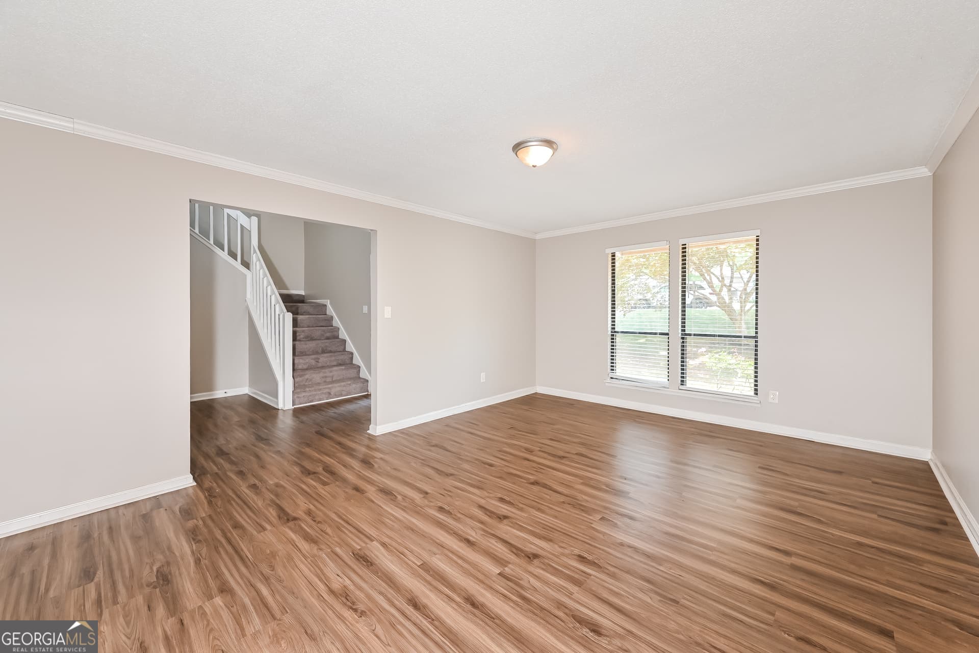 4 bedroom, 2.5 bathroom, 2,456 sq ft single family residence for sale at 1618 Golf Overlook, Stone Mountain, GA 30088 — photo 4